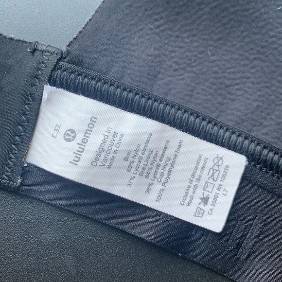 Lululemon Fine Form Bra - Picture 4 of 5